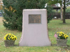 World War II Memorial, East Haven