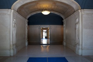 Photo of the entrance to Woolsey Hall's Memorial Hall at Yale University.