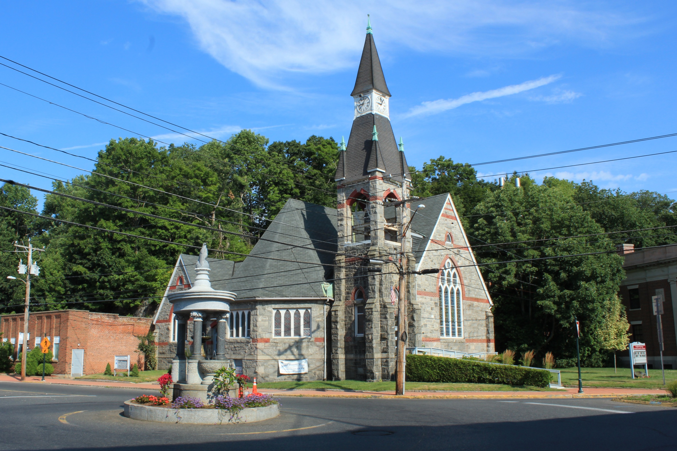 Holt Memorial Fountain, Stafford Springs – CT Monuments.net