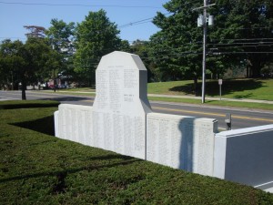 World Wars Memorial, Clinton