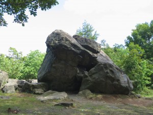 Judges Cave, New Haven