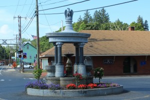 Holt Memorial Fountain, Stafford Springs